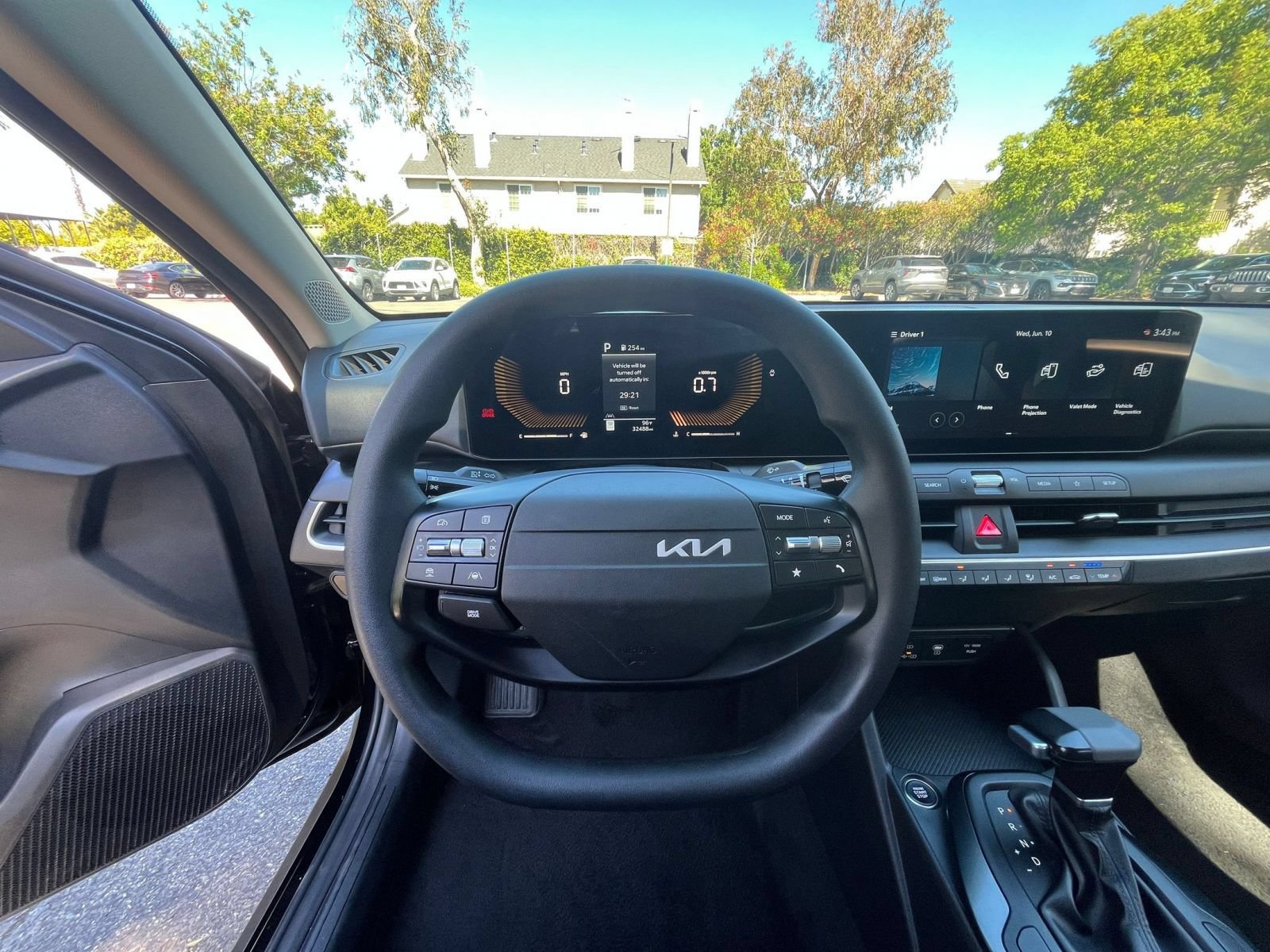Used 2025 Kia K4 FWD image 33