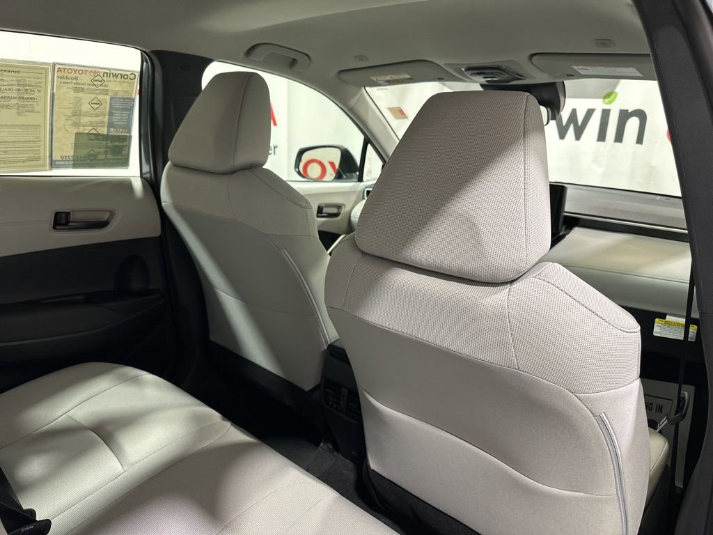 Used 2026 Toyota Corolla Cross L image 16