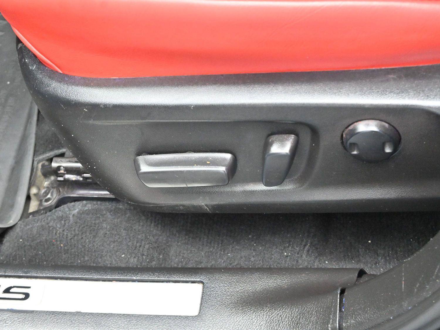 Used 2022 Lexus RX 350 F Sport w/ Accessory Package image 15