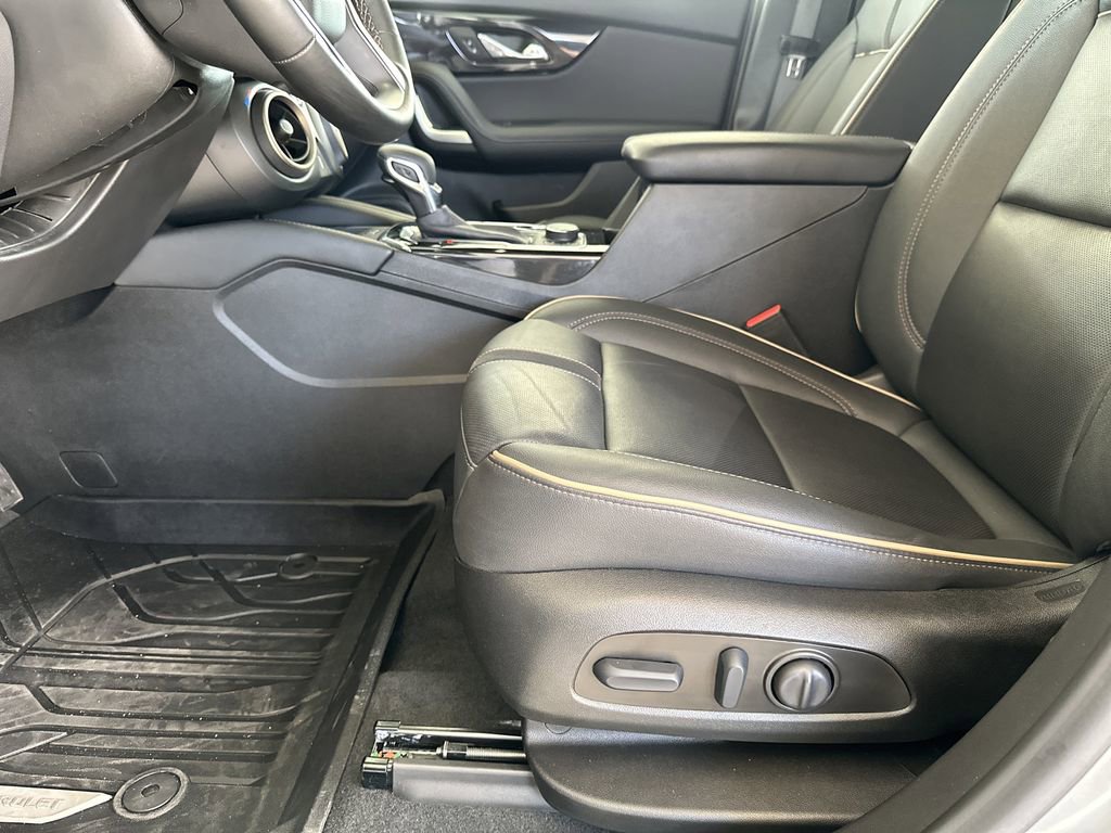 Certified 2025 Chevrolet Blazer Premier w/ LPO, Floor Liner Package image 16