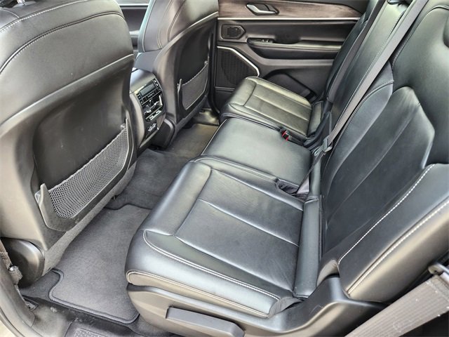 Used 2022 Jeep Grand Cherokee L Limited image 29