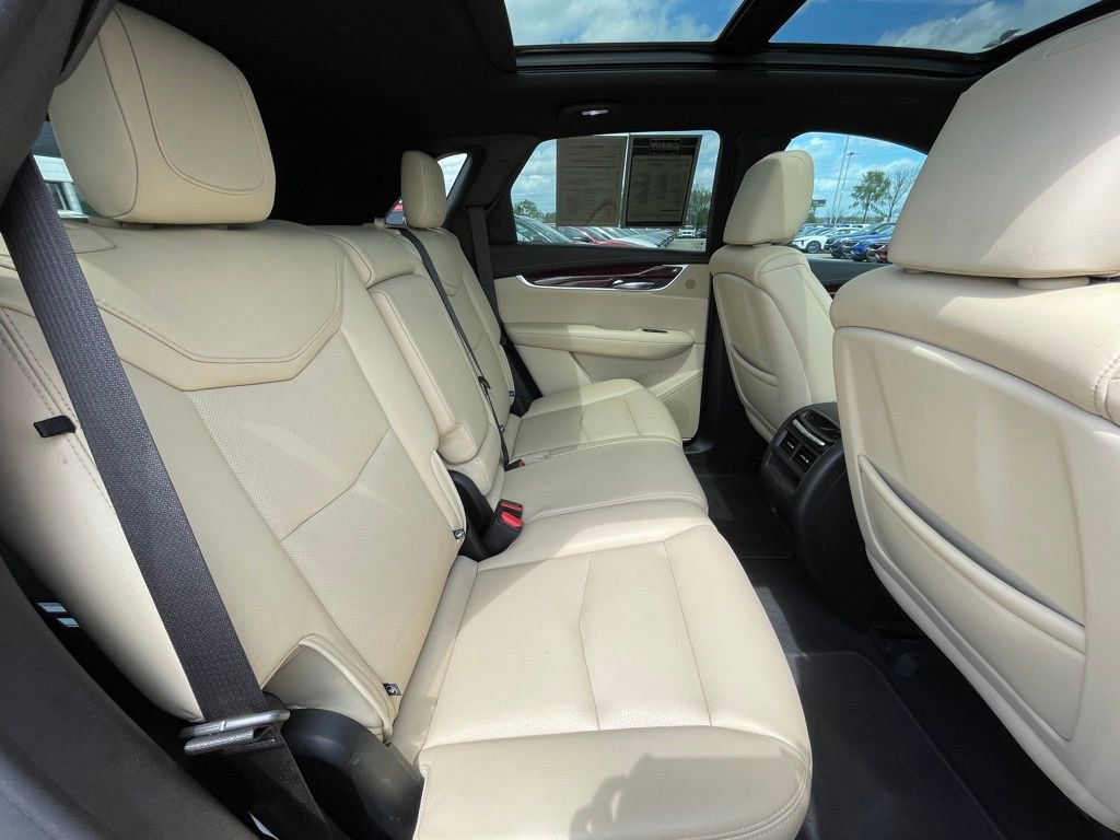 Used 2019 Cadillac XT5 Luxury image 24