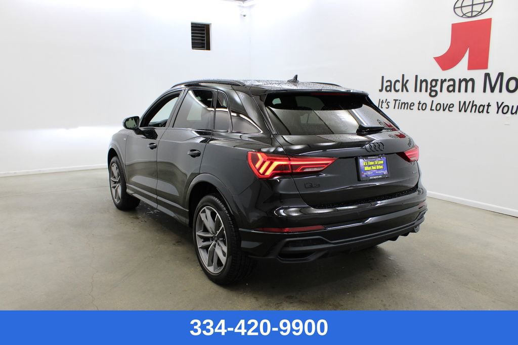 New 2025 Audi Q3 2.0T Premium image 3