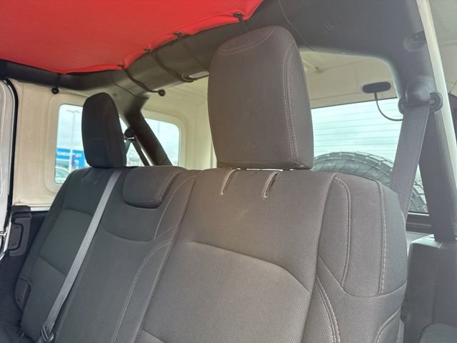 Used 2018 Jeep Wrangler Unlimited Sport image 35