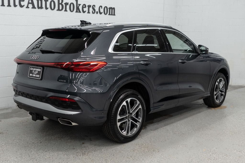 Used 2025 Audi Q5 Premium Plus AWD/4WD image 45