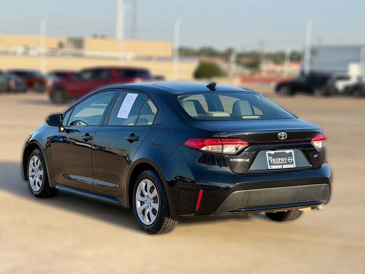Used 2021 Toyota Corolla LE FWD image 6