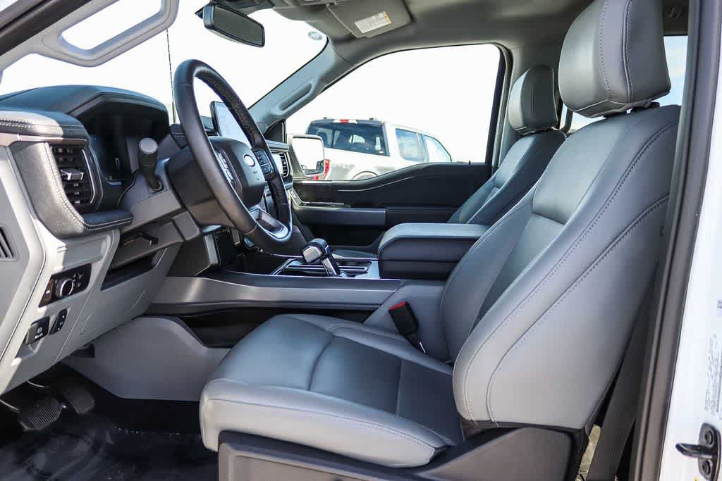 Used 2025 Ford F150 Lightning Flash AWD/4WD image 16