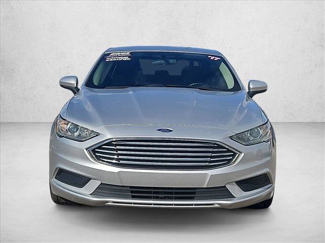 Used 2017 Ford Fusion SE w/ Fusion SE Technology Package video 2