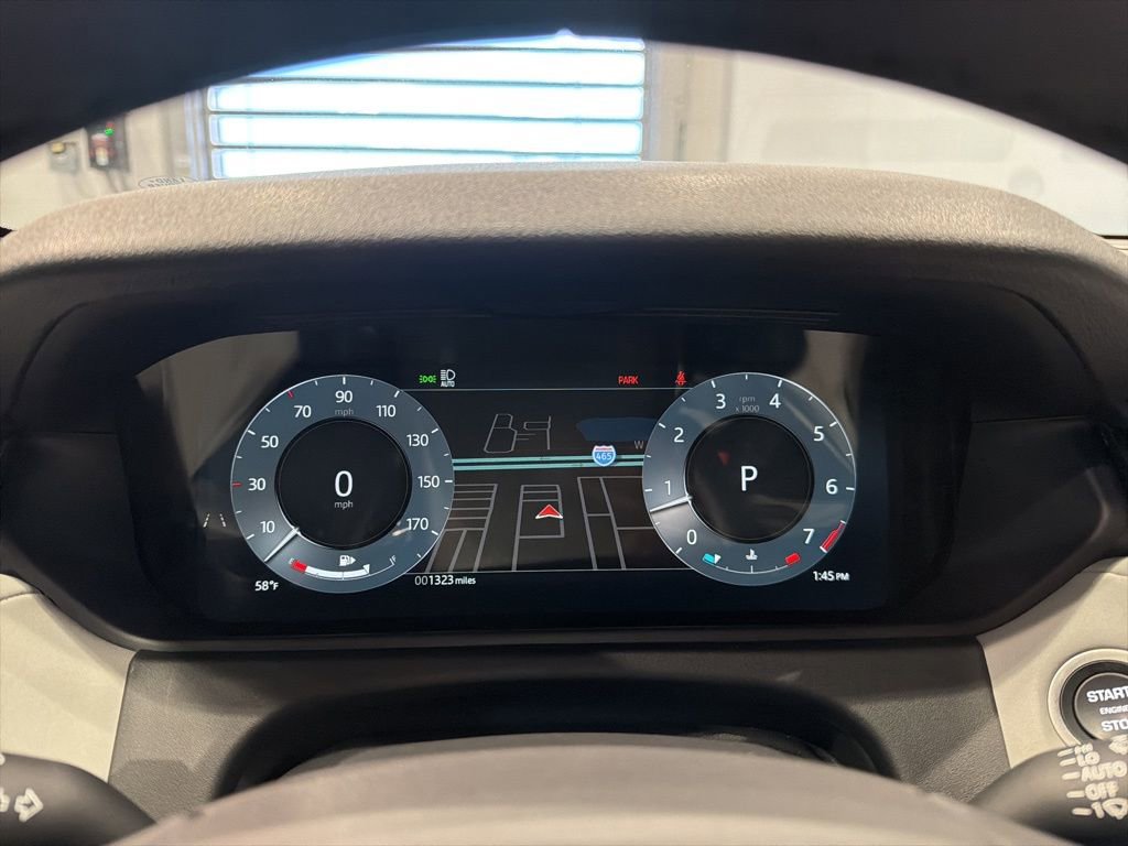 Used 2026 Land Rover Range Rover Velar Dynamic SE image 24