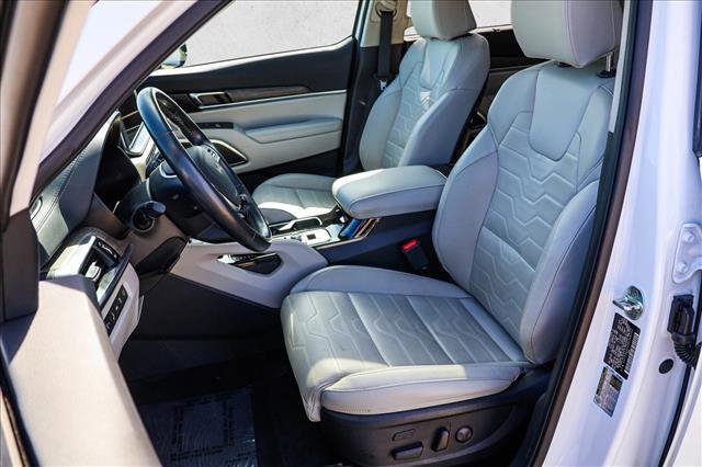 Used 2022 Kia Telluride SX w/ SX Prestige Package AWD/4WD image 12