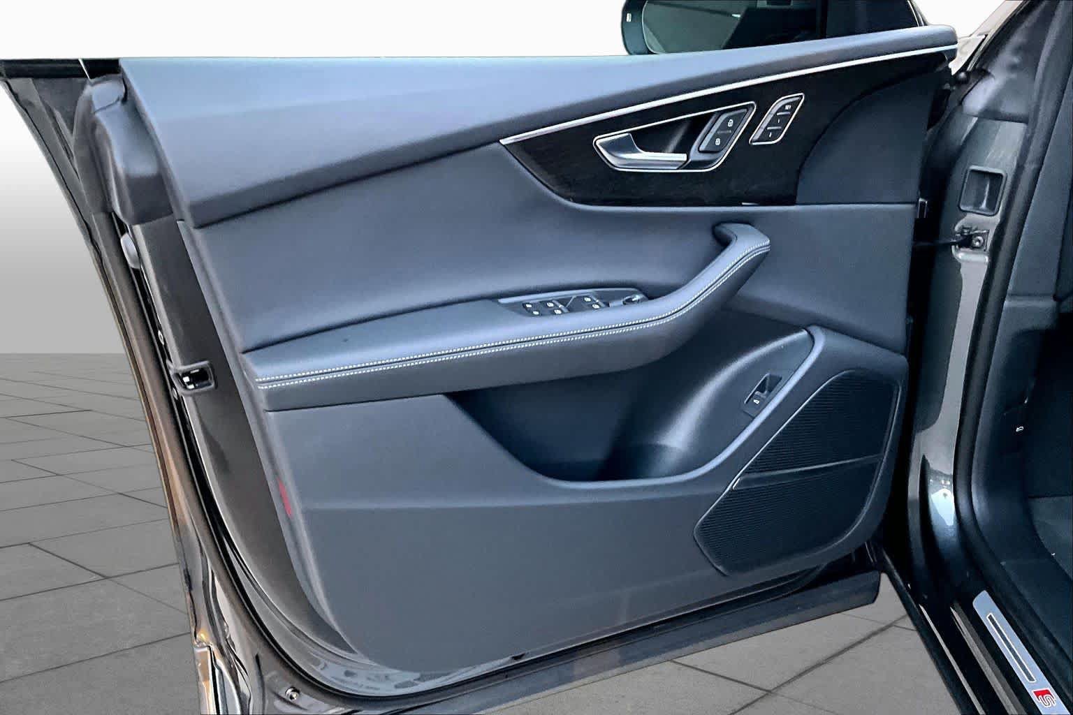 New 2027 Audi Q8 Premium Plus AWD/4WD image 10