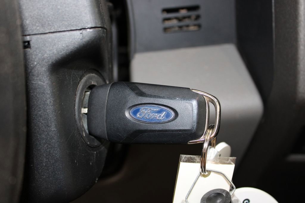 Used 2019 Ford F250 XL w/ STX Appearance Package image 24