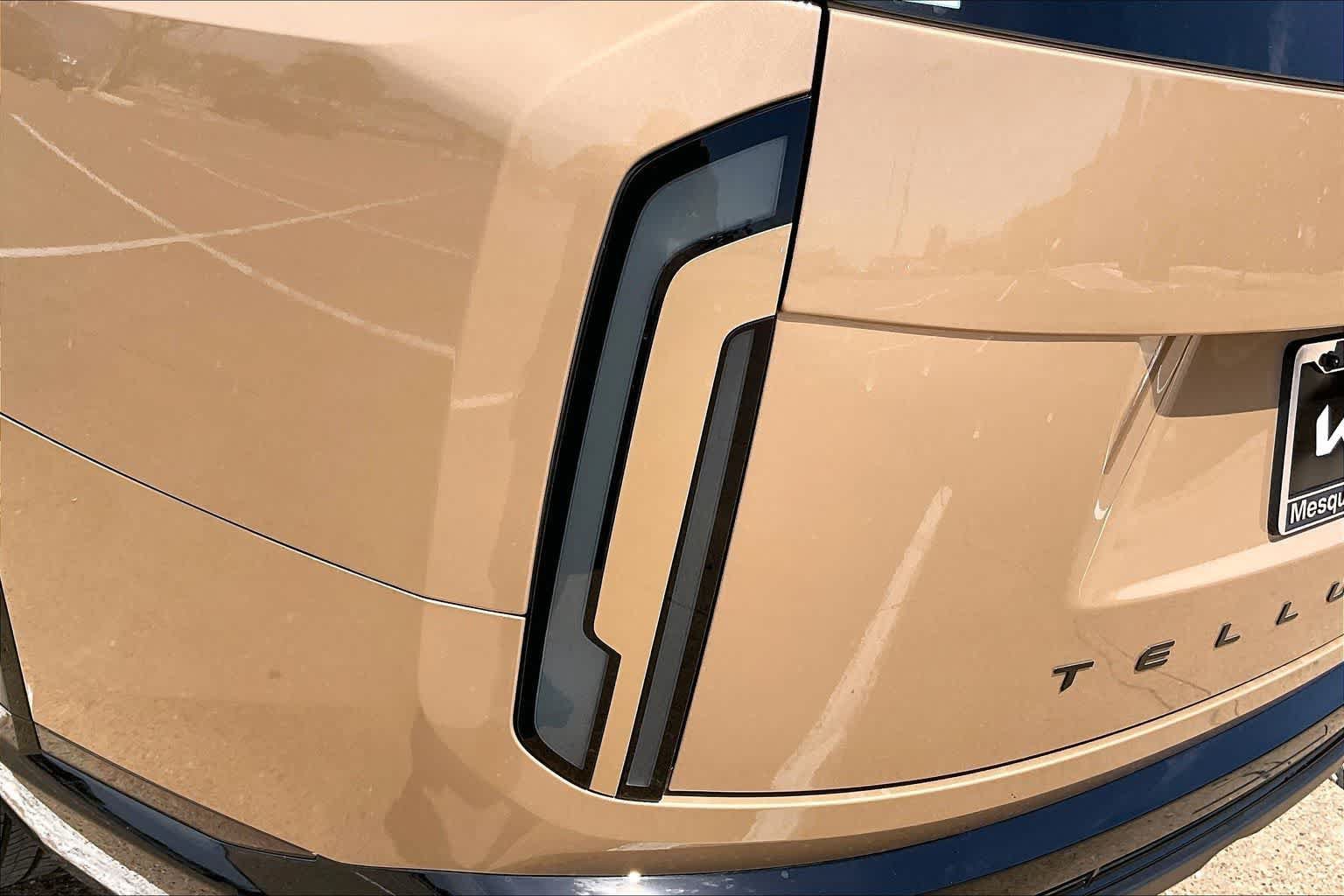 Certified 2027 Kia Telluride EX X-Line w/ Towing Package AWD/4WD image 32