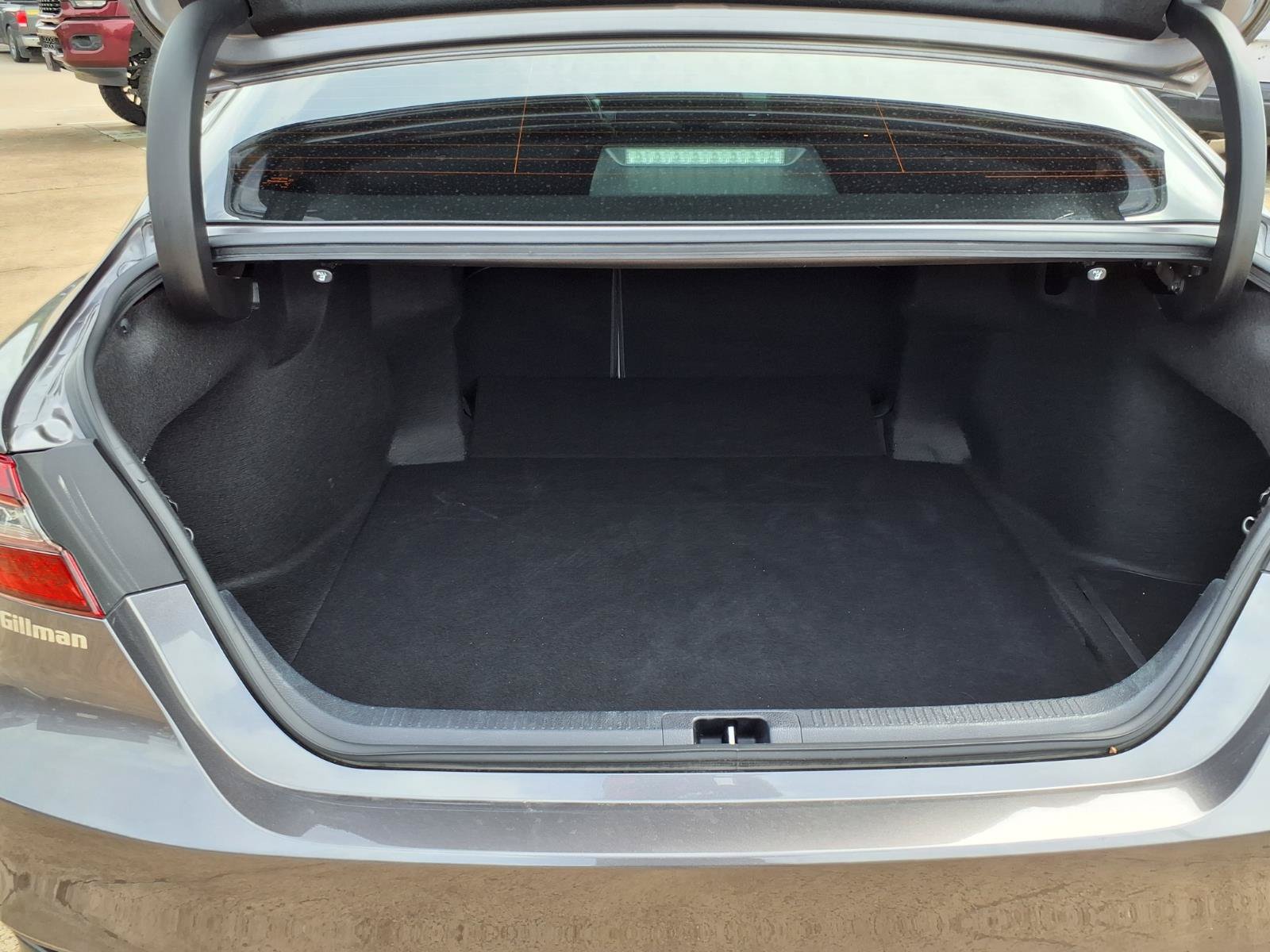 Used 2023 Toyota Camry XLE FWD image 22