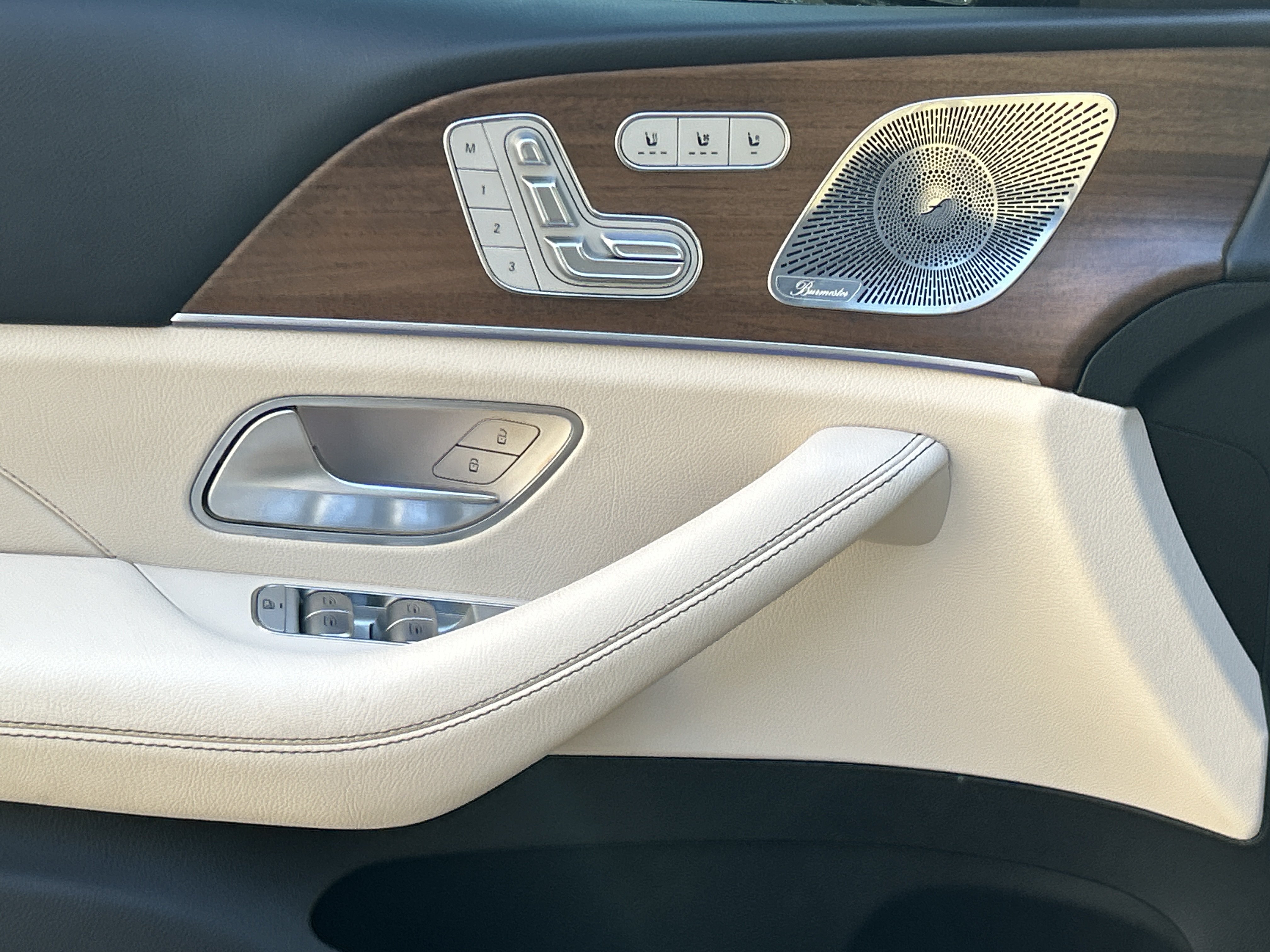 Certified 2024 Mercedes-Benz GLE 350 4MATIC image 17