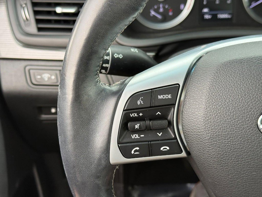 Used 2018 Hyundai Sonata Limited image 19