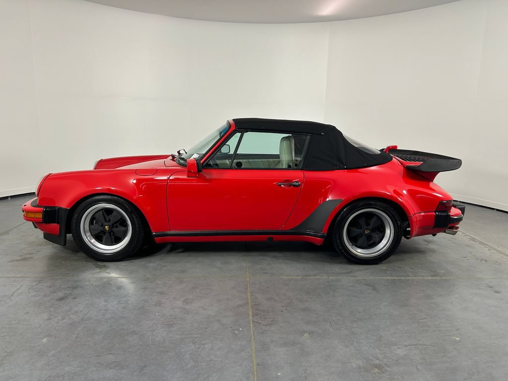 Used 1987 Porsche 911 Carrera RWD image 2