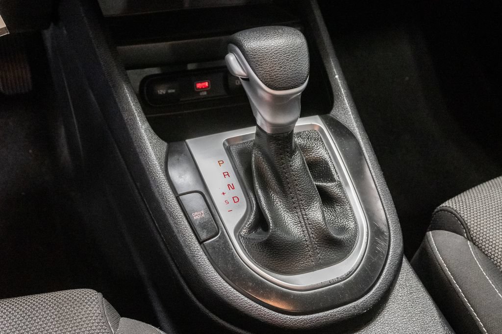 Used 2024 Kia Forte LXS FWD image 21