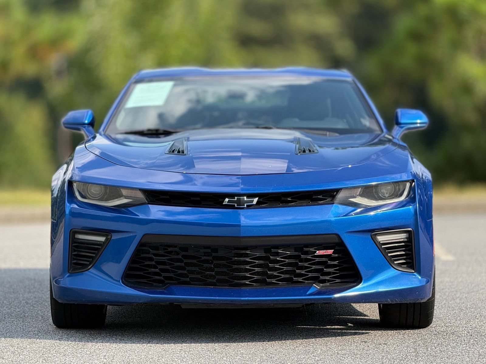 Used 2018 Chevrolet Camaro SS RWD image 3