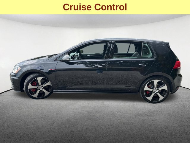 Used 2016 Volkswagen Golf 4-Door FWD image 6