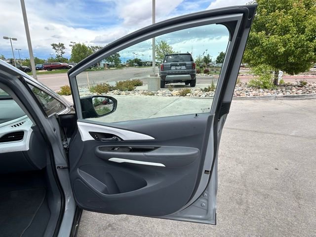 Used 2021 Chevrolet Bolt LT FWD image 33
