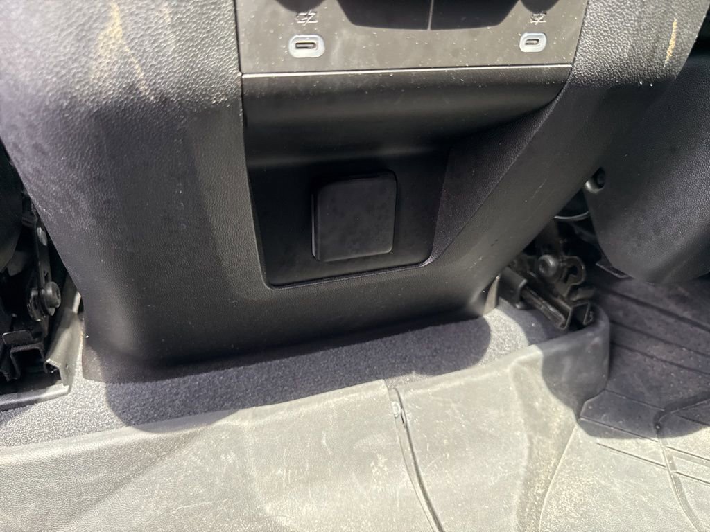 Used 2023 Chevrolet Tahoe Z71 w/ Luxury Package image 42