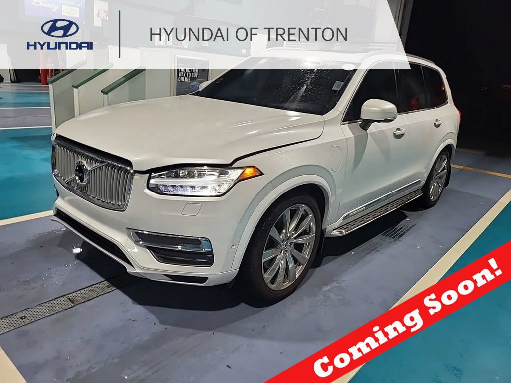 Used 2016 Volvo XC90 T8 Inscription w/ Vision Package AWD/4WD image 1