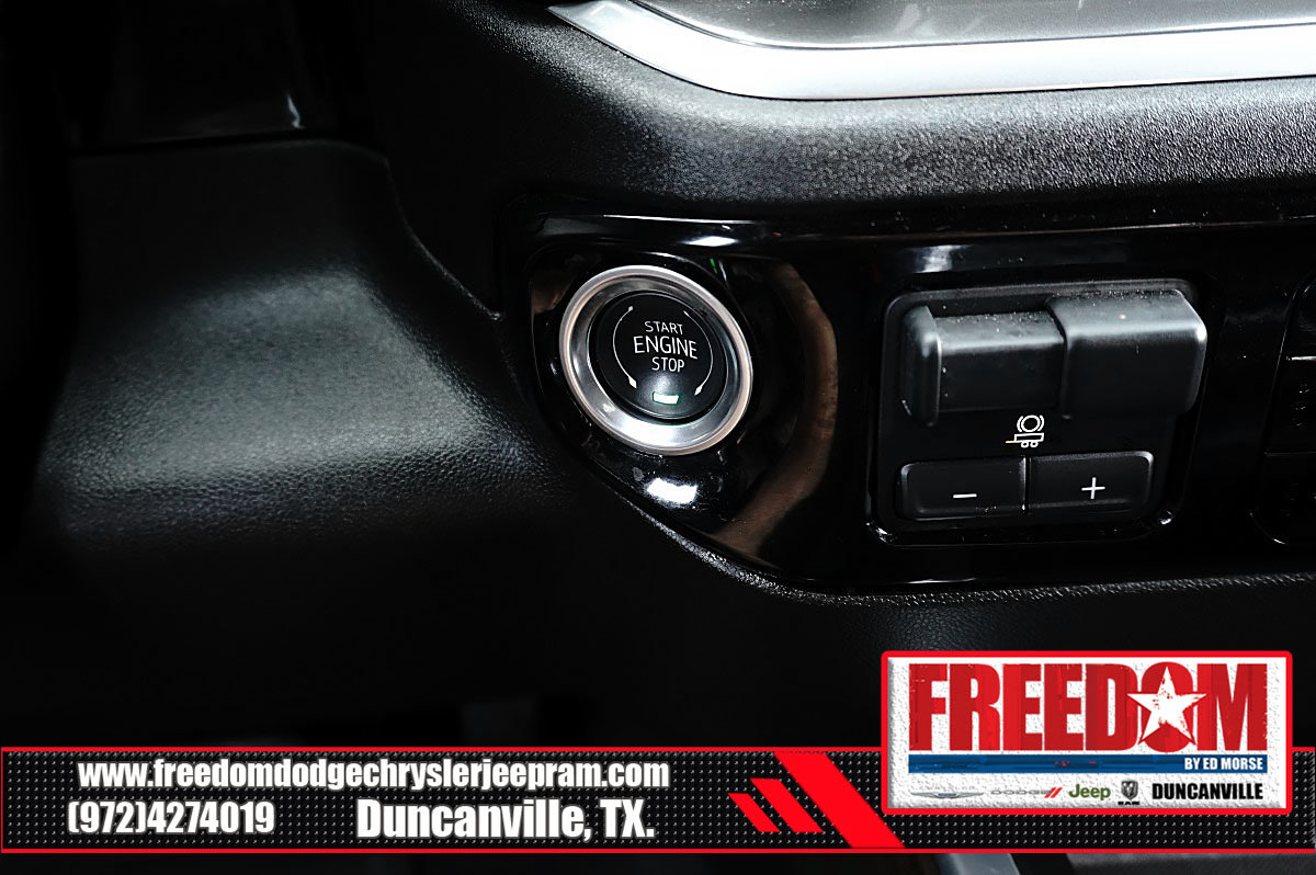 Used 2025 Chevrolet Silverado 2500 High Country w/ High Country Premium Package AWD/4WD image 32