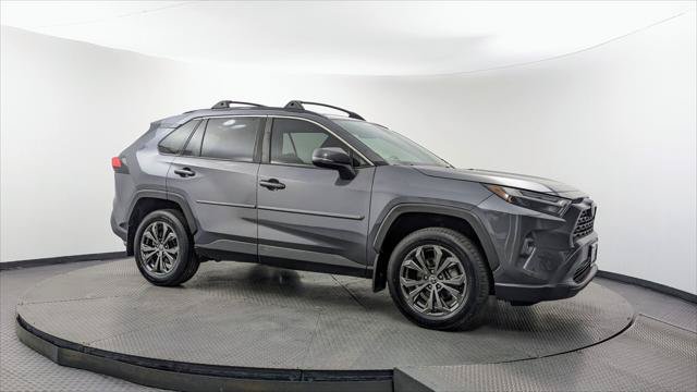 Used 2022 Toyota RAV4 XLE Premium AWD/4WD image 11