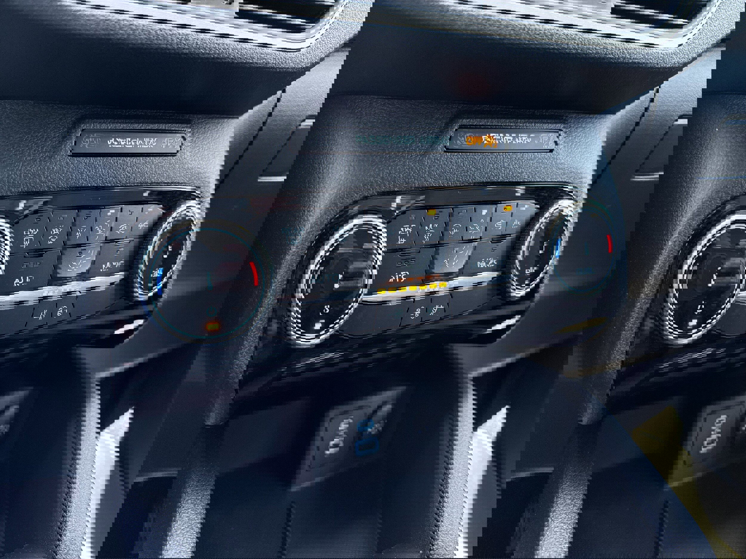 Certified 2022 Ford Escape SE w/ Convenience Package image 20