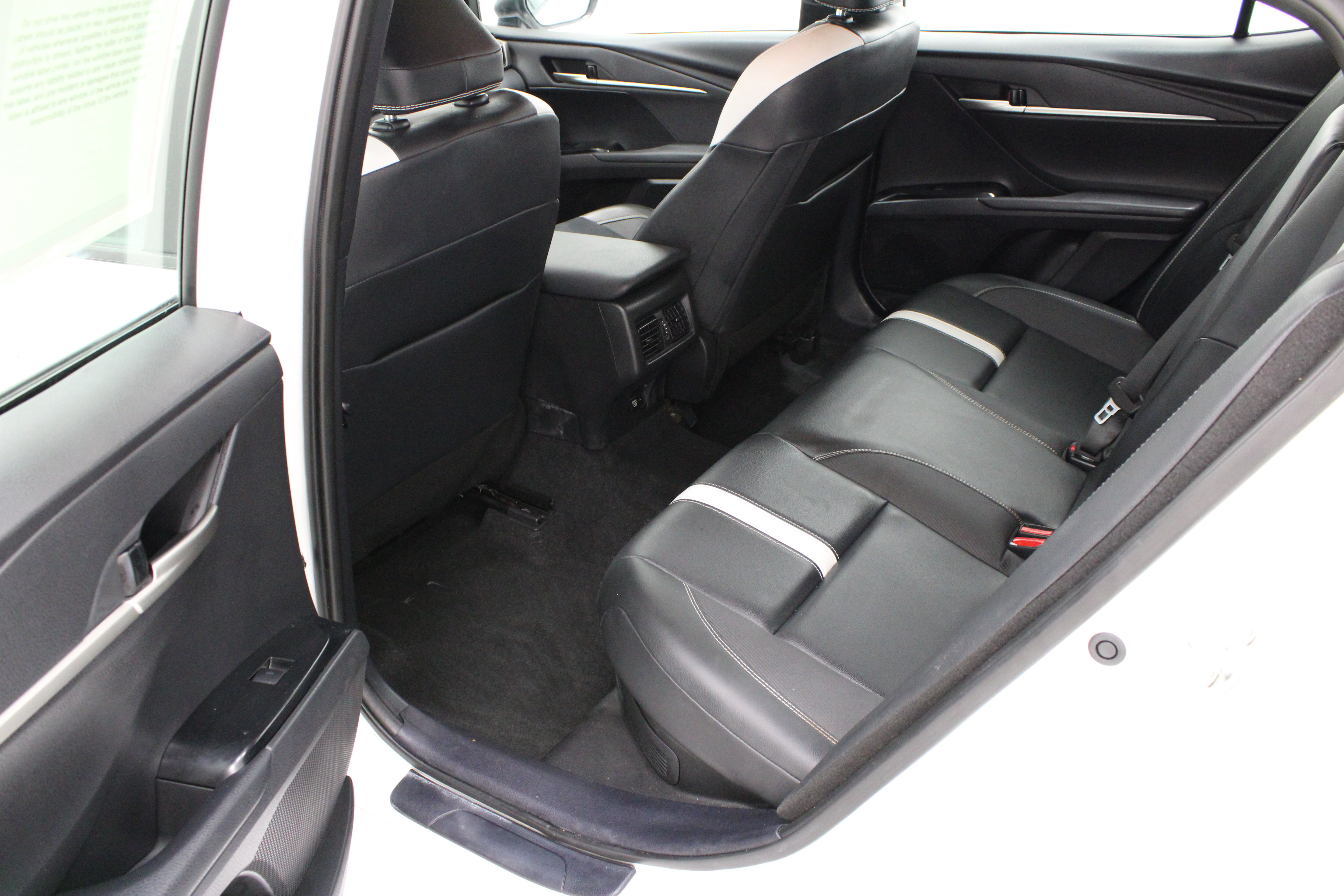 Certified 2025 Toyota Camry SE FWD image 26