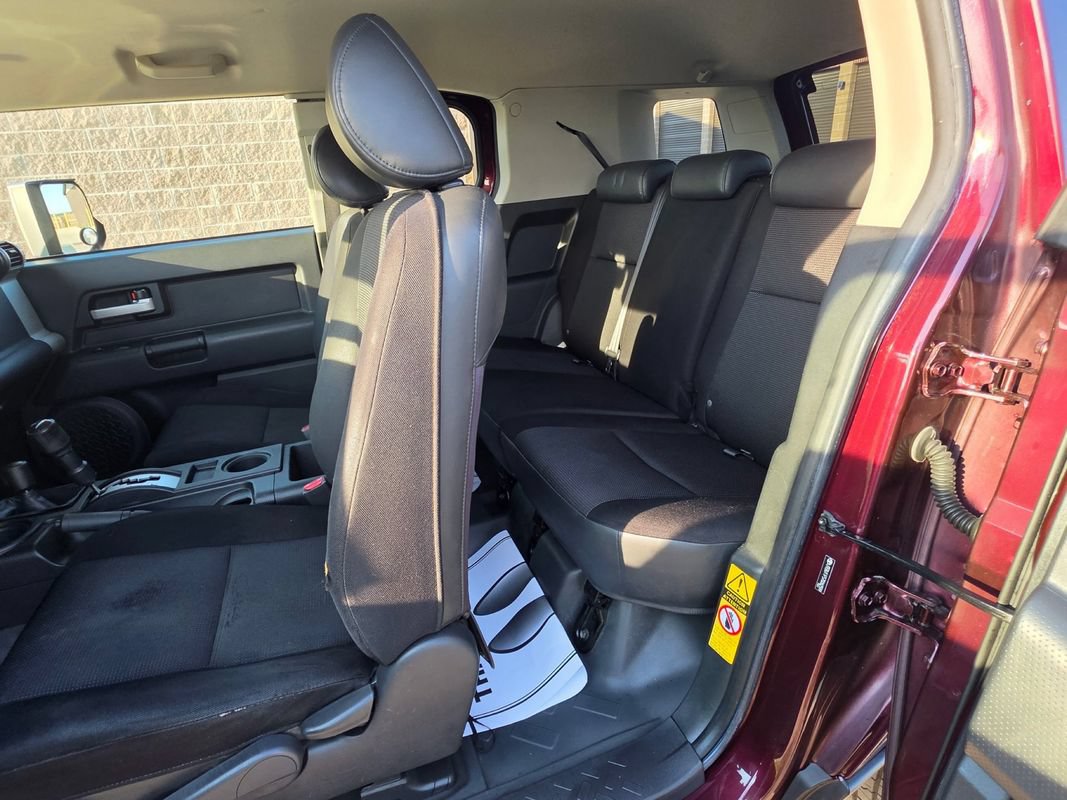 Used 2007 Toyota FJ Cruiser 4WD w/ Convenience Pkg image 11