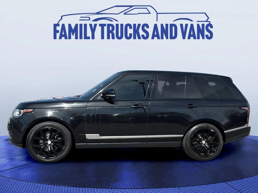 Used 2016 Land Rover Range Rover image 2