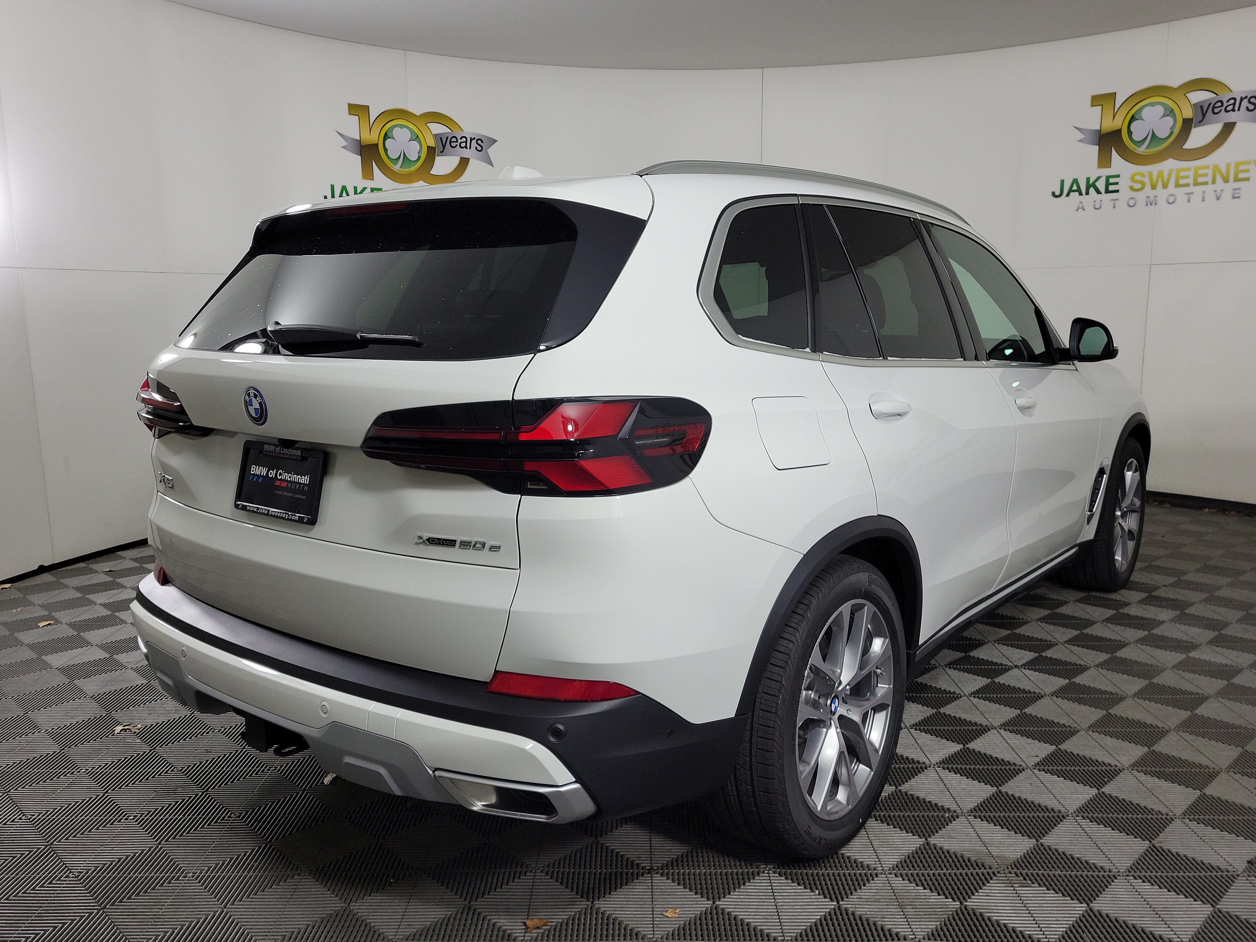New 2026 BMW X5 xDrive50e AWD/4WD image 7