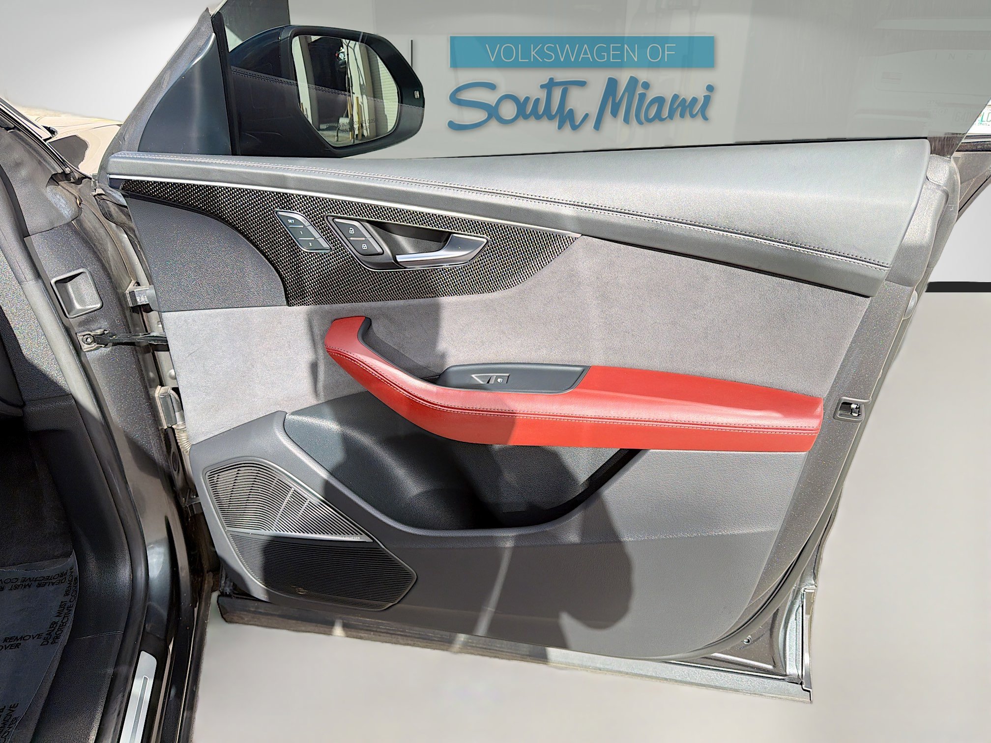 Used 2023 Audi SQ8 Prestige w/ Prestige Package image 34