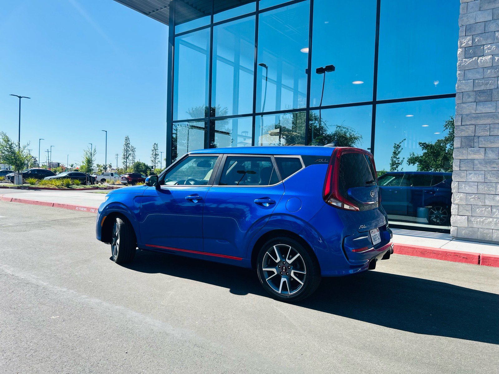 Used 2020 Kia Soul GT-Line w/ GT 2.0L Power Sunroof Package FWD image 3