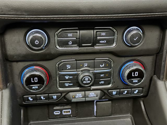 Used 2021 Chevrolet Tahoe High Country AWD/4WD image 16