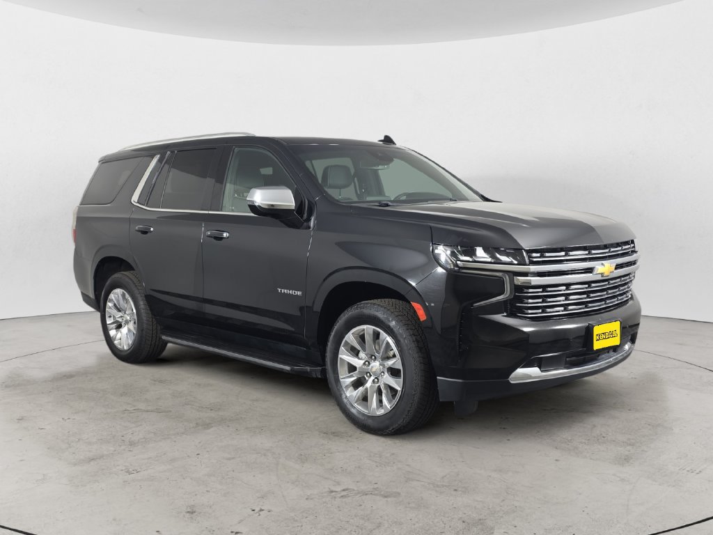 Used 2024 Chevrolet Tahoe Premier AWD/4WD image 3