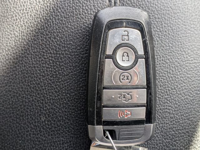 Used 2021 Ford Mustang Premium RWD image 27