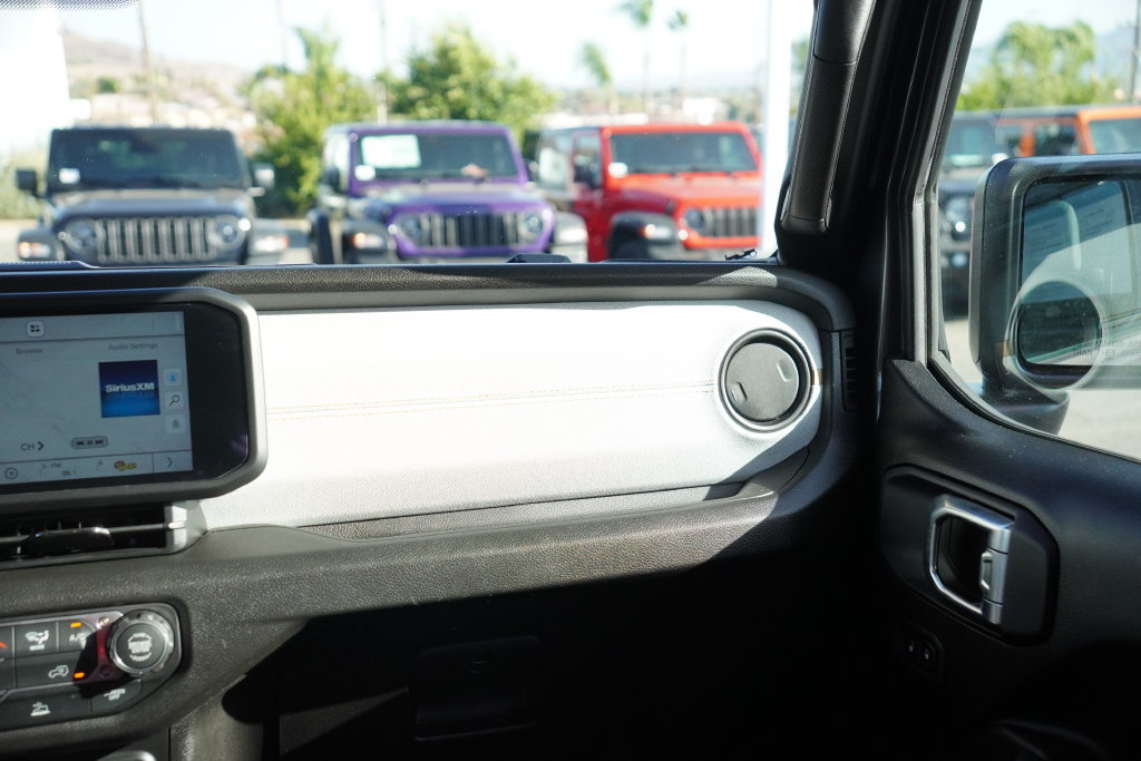 Used 2026 Jeep Wrangler Unlimited Sport AWD/4WD image 40