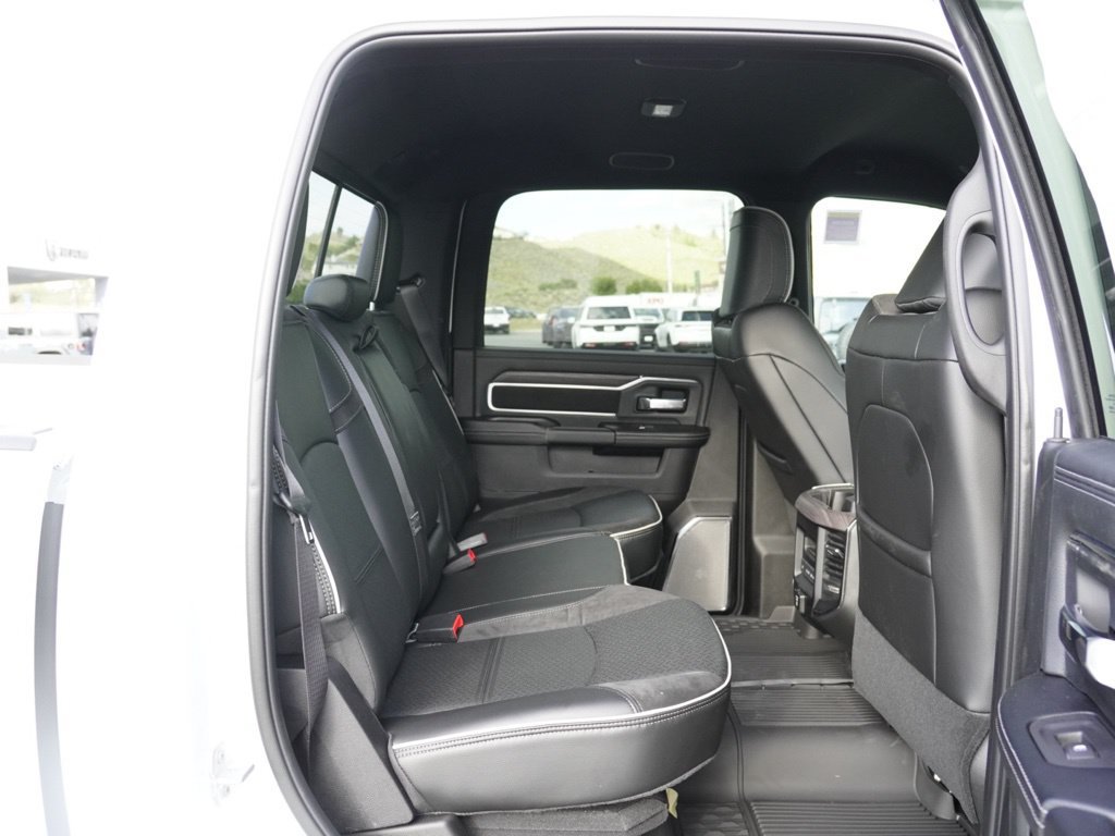 New 2026 RAM 3500 Laramie AWD/4WD image 25