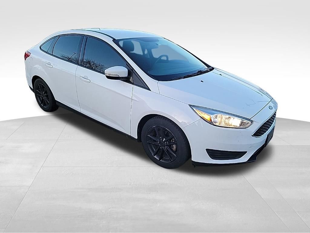Used 2017 Ford Focus SE image 6