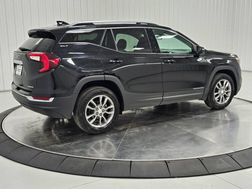 Used 2022 GMC Terrain SLT AWD/4WD image 5