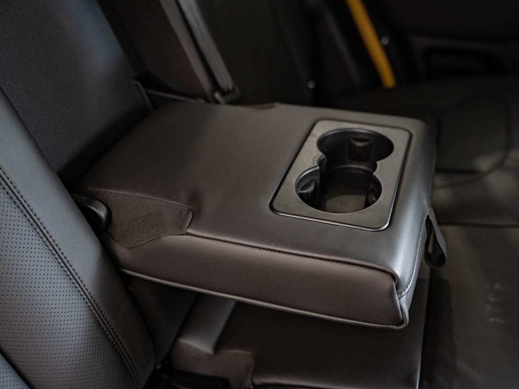 New 2026 Land Rover Defender 110 Trophy Edition AWD/4WD image 47
