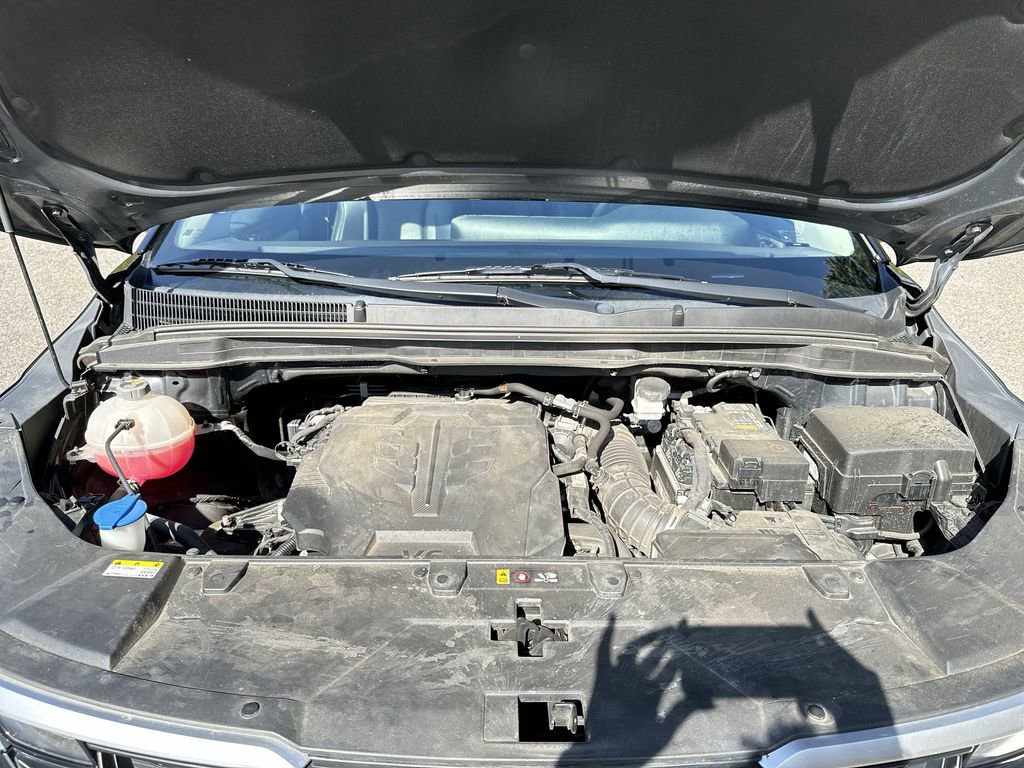 Used 2023 Kia Carnival LX image 17