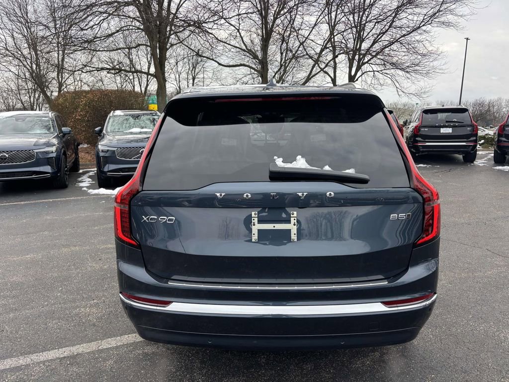 New 2026 Volvo XC90 B5 Plus image 6