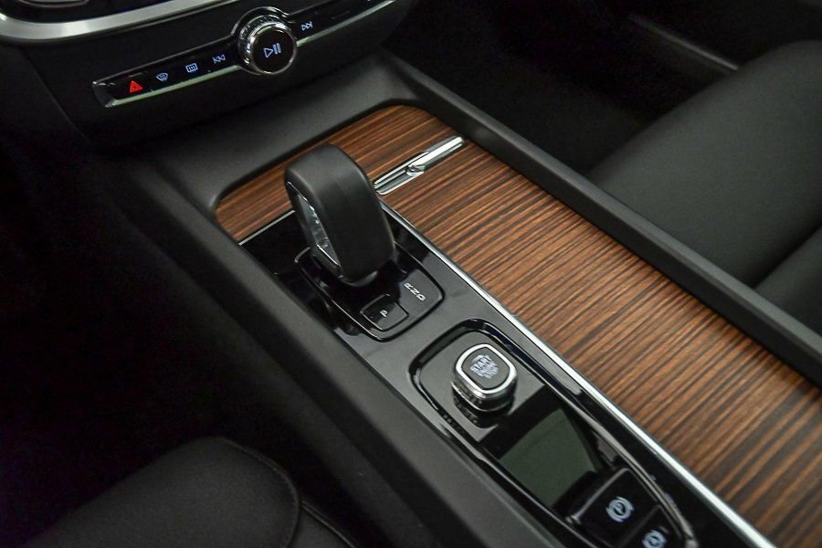 New 2026 Volvo V60 B5 Cross Country Plus w/ Climate Package image 22