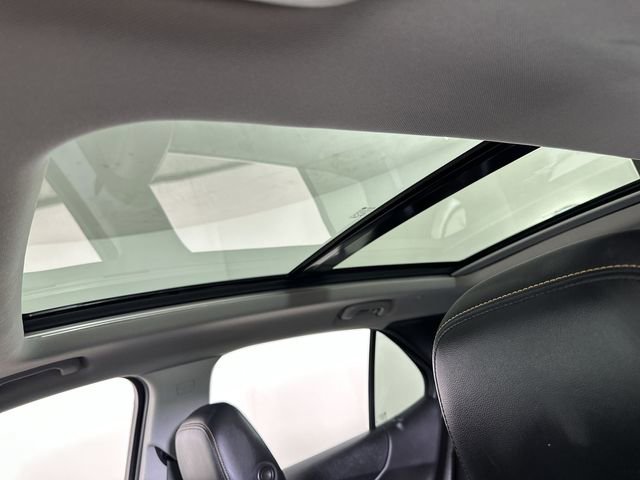 Used 2022 Chevrolet Equinox Premier AWD/4WD image 19