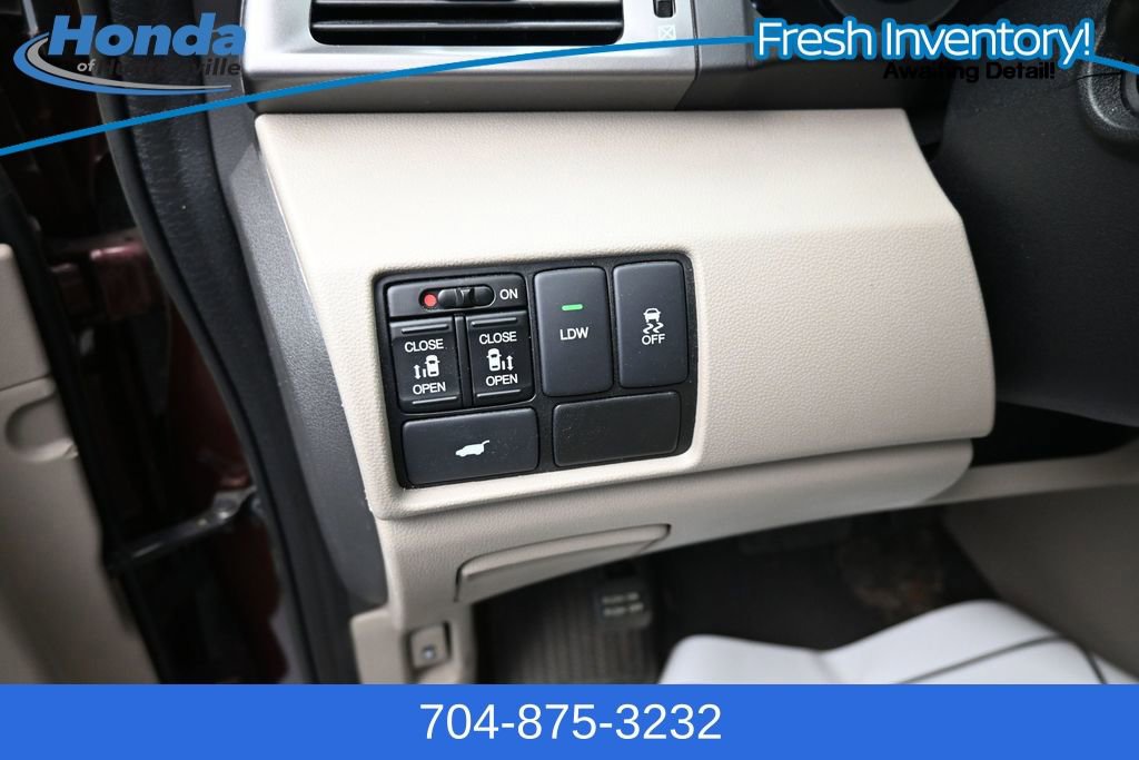 Used 2016 Honda Odyssey EX-L image 12