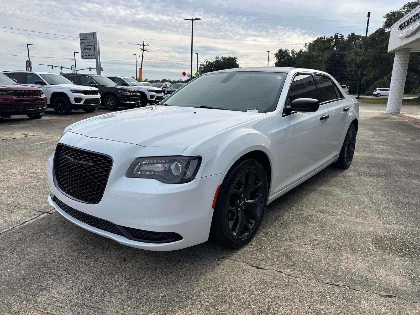 Used 2021 Chrysler 300 Touring w/ Sport Appearance Package image 3